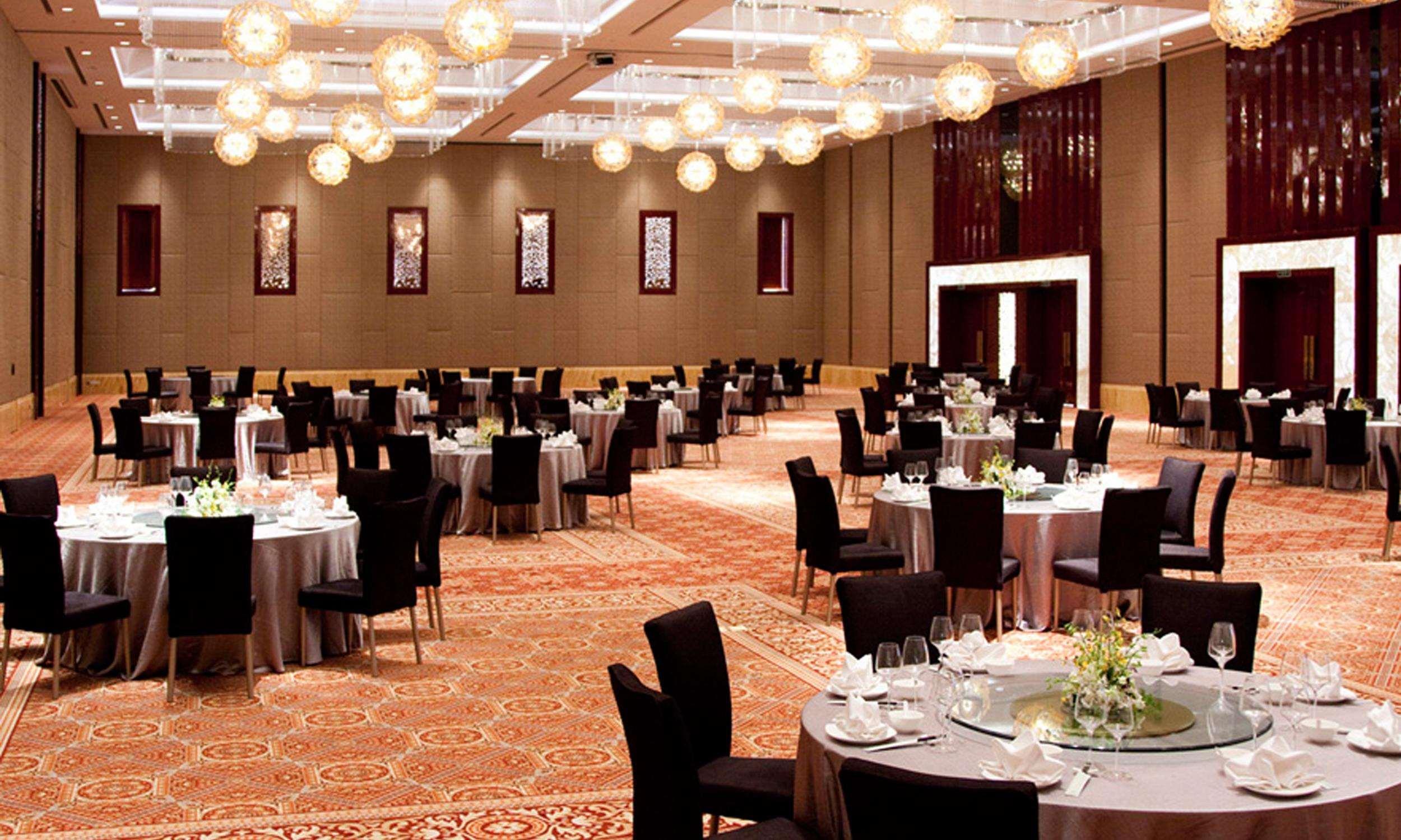 Отель Doubletree By Hilton Wuxi Уси Экстерьер фото